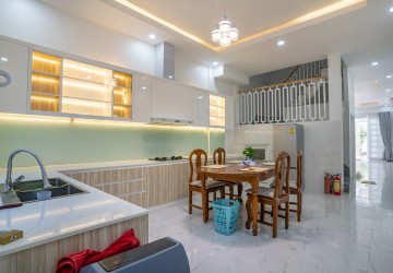 4 Bedroom Townhouse For Rent - Toul Tum Poung 1, Phnom Penh thumbnail