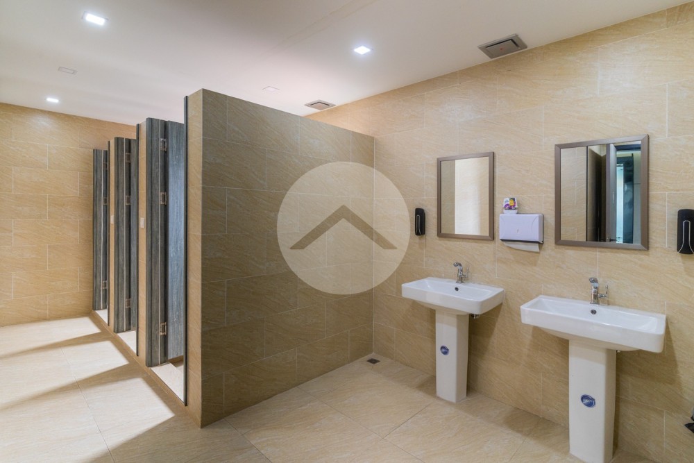 140 Sqm Office Space For Rent - Khan 7 Makara, Phnom Penh - Image 10