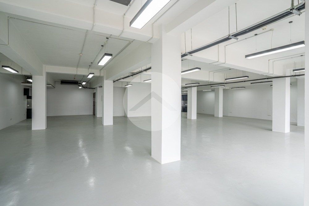 140 Sqm Office Space For Rent - Khan 7 Makara, Phnom Penh - Image 3