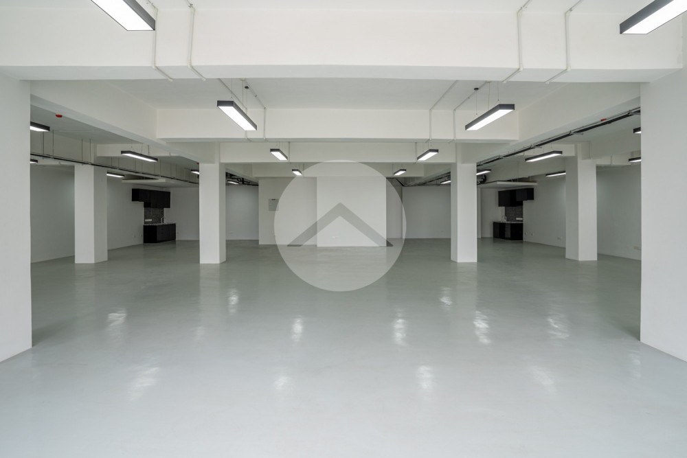 140 Sqm Office Space For Rent - Khan 7 Makara, Phnom Penh - Image 4