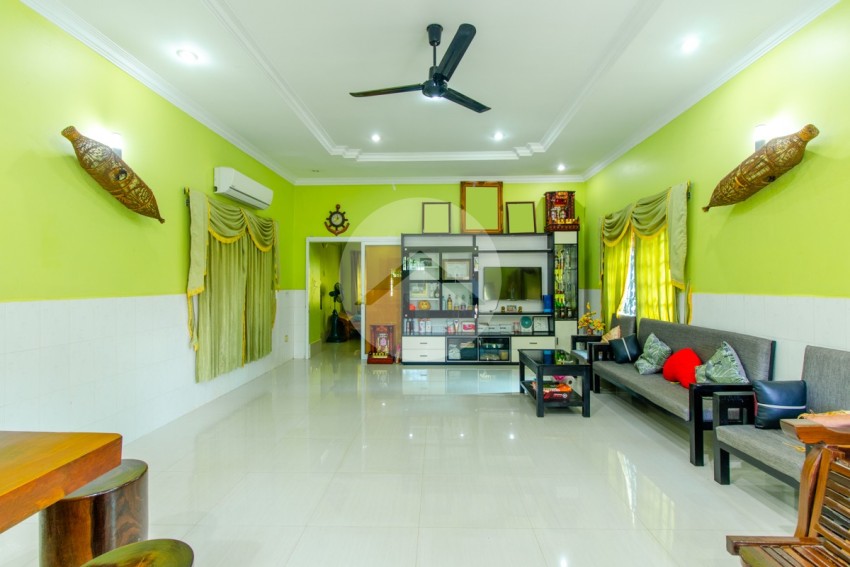 3 Bedroom House For Sale - Sala Kamreuk, Siem Reap