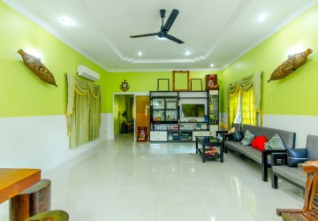 3 Bedroom House For Sale - Sala Kamreuk, Siem Reap thumbnail