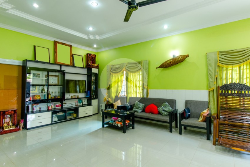 3 Bedroom House For Sale - Sala Kamreuk, Siem Reap