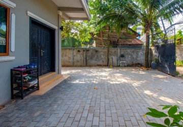 3 Bedroom House For Sale - Sala Kamreuk, Siem Reap thumbnail