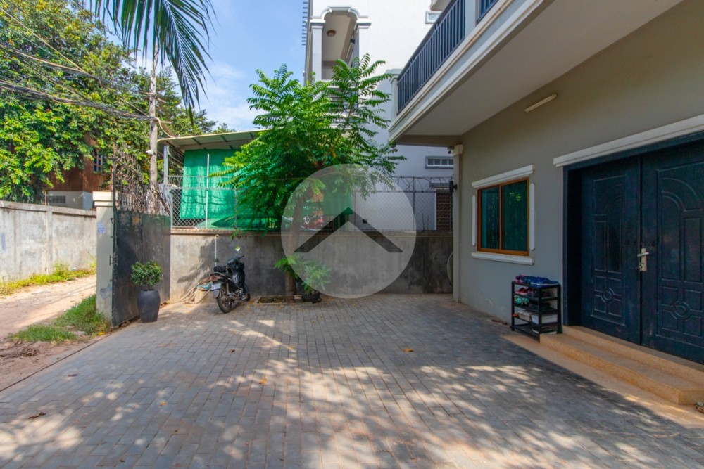 3 Bedroom House For Sale - Sala Kamreuk, Siem Reap - Image 15