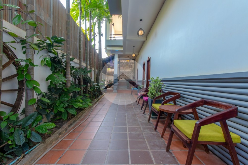 8 Bedroom Boutique Hotel For Rent - Sala Kamreuk, Siem Reap - Image 2