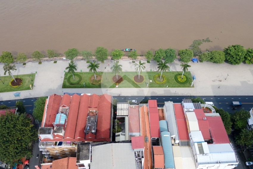 Renovated 3 Bedroom Duplex Penthouse  For Sale - Riverside, Phnom Penh