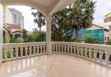 6 Bedroom Villa For Sale - Boeng KaK 2, Phnom Penh thumbnail