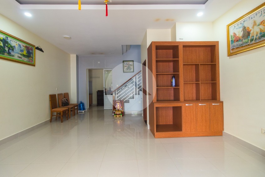 3 Bedroom Villa For Sale - Svay Dangkum, Siem Reap