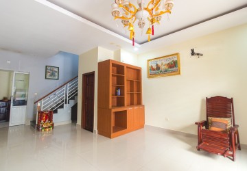 3 Bedroom Villa For Sale - Svay Dangkum, Siem Reap thumbnail