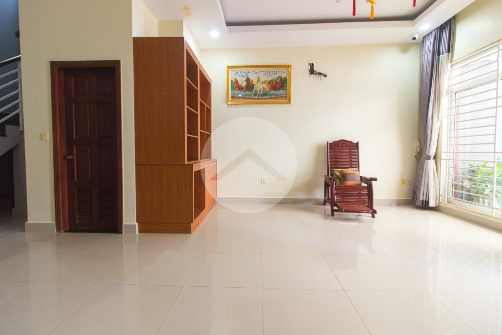 3 Bedroom Villa For Rent - Svay Dangkum, Siem Reap - Image 8