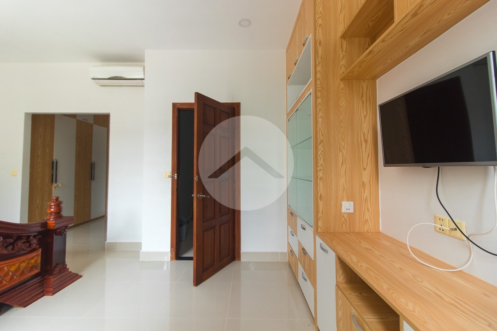 3 Bedroom Villa For Rent - Svay Dangkum, Siem Reap - Image 9