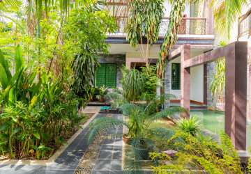 5 Bedroom Villa For Rent - Svay Dangkum, Siem Reap thumbnail