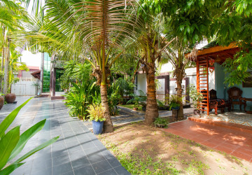 5 Bedroom Villa For Rent - Svay Dangkum, Siem Reap thumbnail