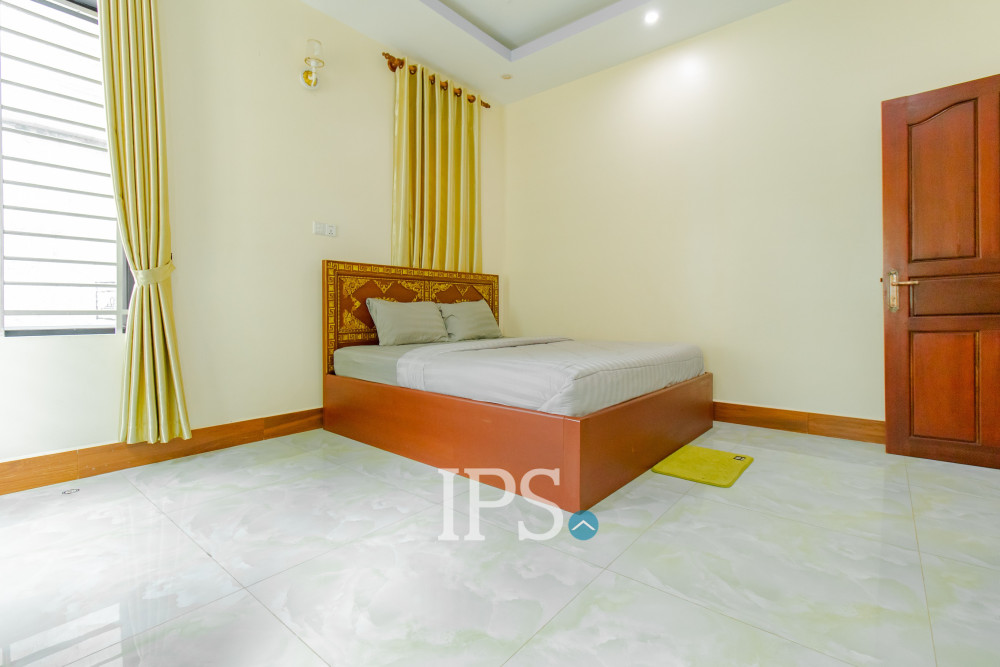 5 Bedroom Villa For Rent - Svay Dangkum, Siem Reap - Image 15