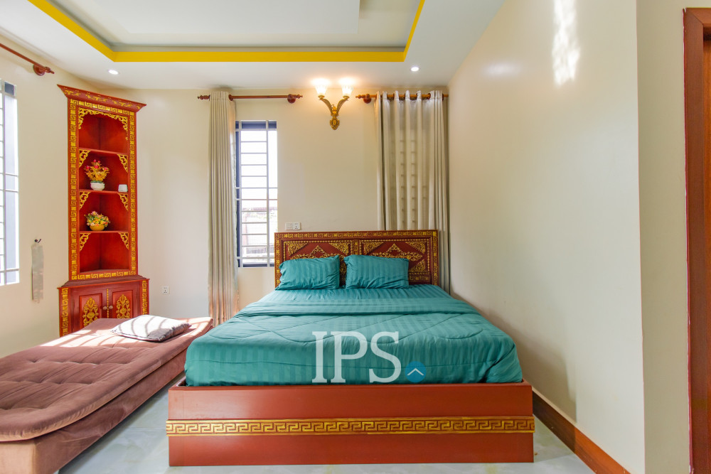 5 Bedroom Villa For Rent - Svay Dangkum, Siem Reap - Image 10