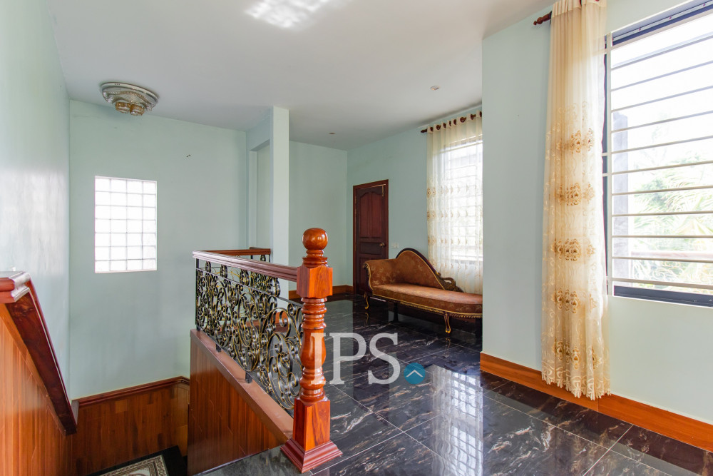 5 Bedroom Villa For Rent - Svay Dangkum, Siem Reap - Image 22