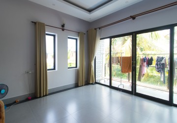 2 Bedroom Villa For Rent - Slor Kram, Siem Reap thumbnail