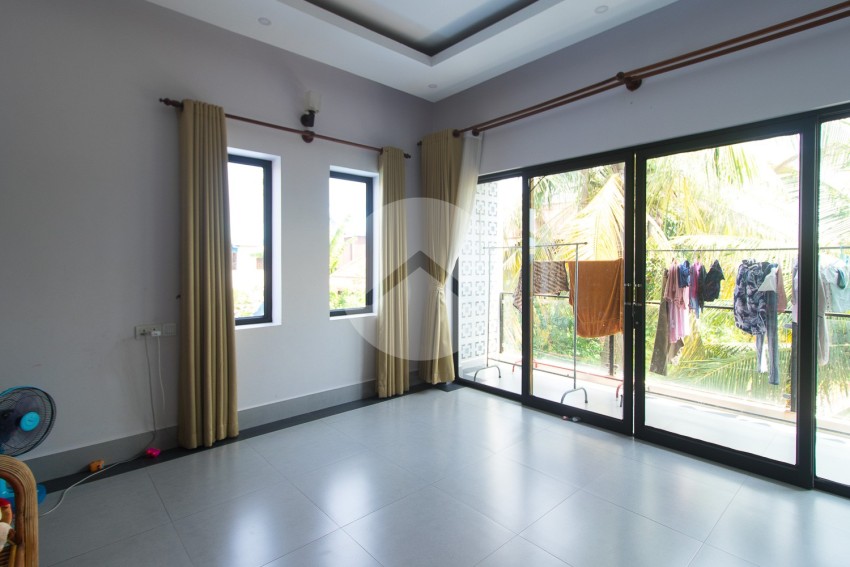 2 Bedroom Villa For Rent - Slor Kram, Siem Reap