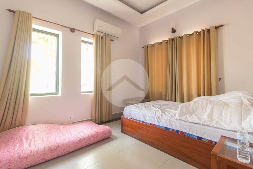 2 Bedroom Villa For Rent - Slor Kram, Siem Reap