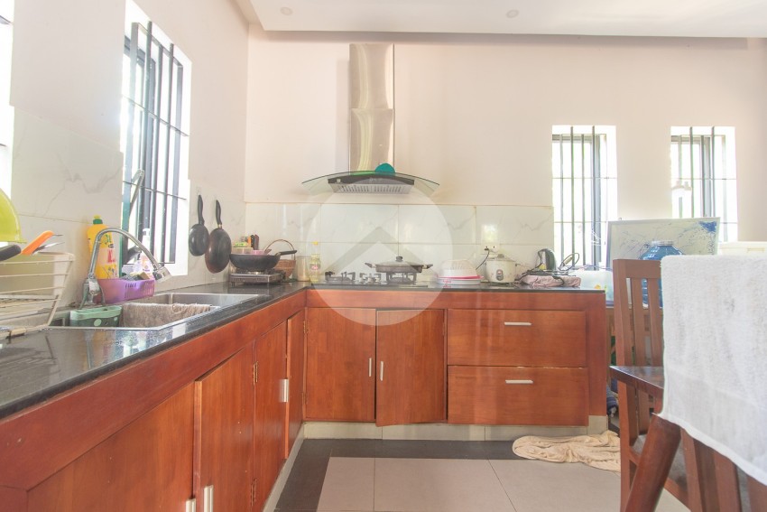 2 Bedroom Villa For Rent - Slor Kram, Siem Reap