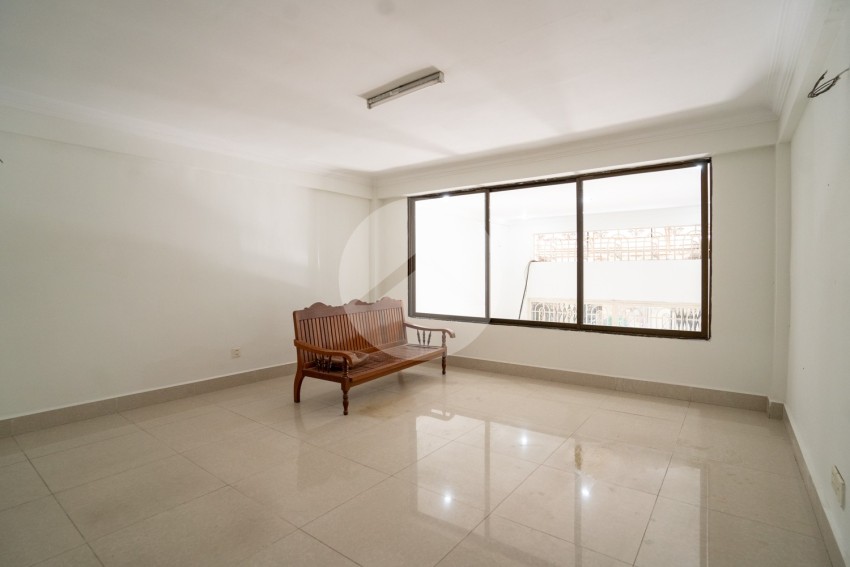 8 Room Flat For Sale - Tuk Thla, Sen Sok, Phnom Penh