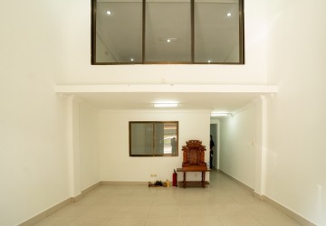 8 Room Flat For Sale - Tuk Thla, Sen Sok, Phnom Penh thumbnail