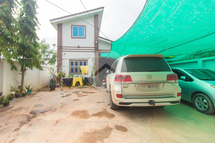 4 Bedroom House For Sale - Svay Thom, Siem Reap