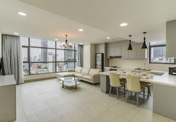 2 Bedroom Serviced Apartment For Rent - BKK1, Phnom Penh thumbnail