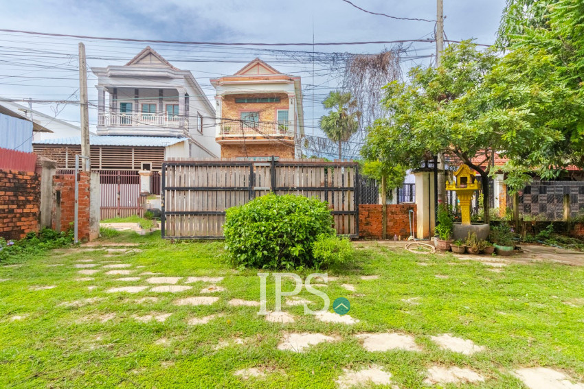 3 Bedroom House For Sale - Svay Dangkum, Siem Reap