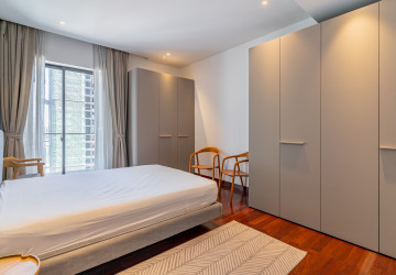 17th Floor 2 Bedroom Condo For Sale - Embassy Central, BKK1, Phnom Penh thumbnail