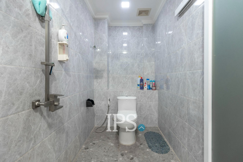 4 Bedroom Commercial Shophouse For Sale - Svay Dangkum, Siem Reap