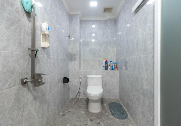 4 Bedroom Commercial Shophouse For Sale - Svay Dangkum, Siem Reap thumbnail