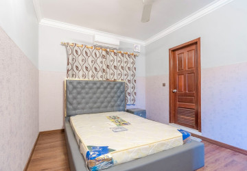 4 Bedroom Commercial Shophouse For Sale - Svay Dangkum, Siem Reap thumbnail