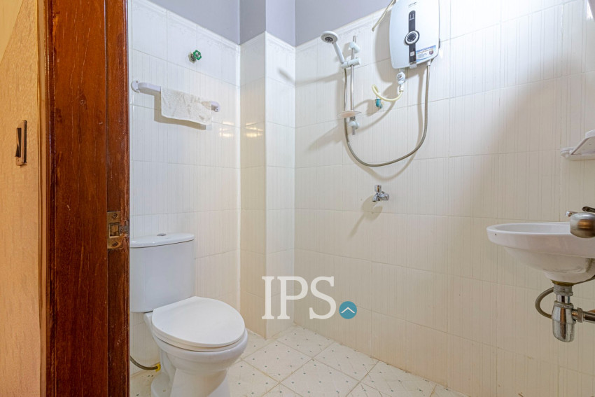 4 Bedroom Commercial Shophouse For Sale - Svay Dangkum, Siem Reap