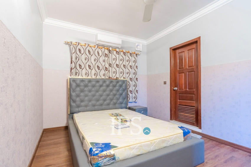 4 Bedroom Commercial Shophouse For Sale - Svay Dangkum, Siem Reap