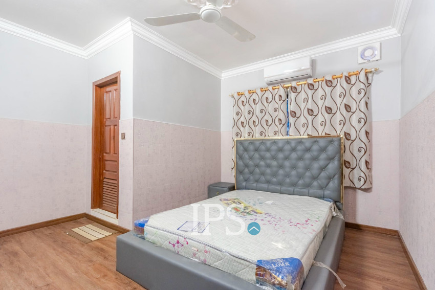 4 Bedroom Commercial Shophouse For Sale - Svay Dangkum, Siem Reap