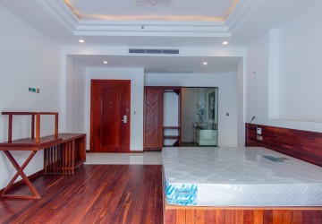 40 Bedroom Hotel For Rent - Night Market Area, Siem Reap thumbnail