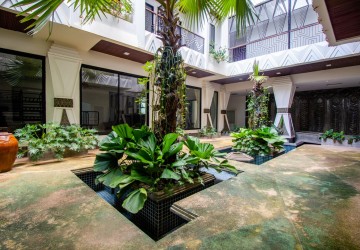 40 Bedroom Hotel For Rent - Night Market Area, Siem Reap thumbnail