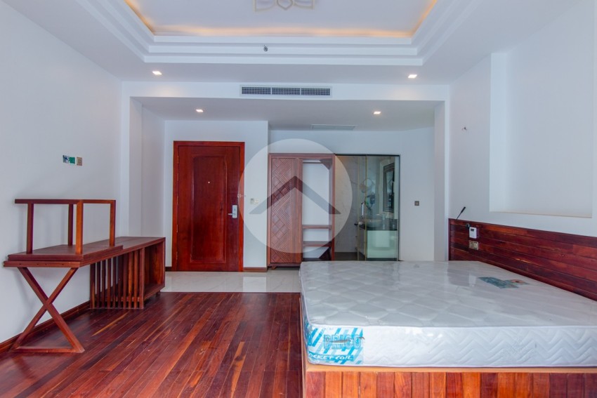 40 Bedroom Hotel For Rent - Night Market Area, Siem Reap