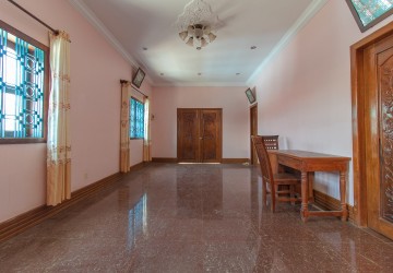 4 Bedroom Villa For Sale - Slor Kram, Siem Reap thumbnail