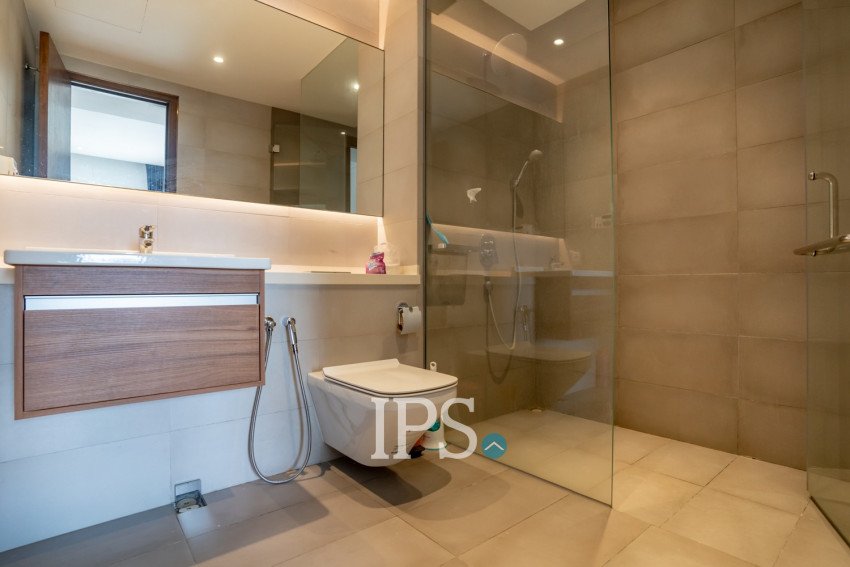 2 Bedroom Condo For Rent - Embassy Central, BKK1, Phnom Penh