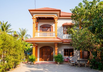 3 Bedroom Villa For Rent - Svay Dangkum, Siem Reap thumbnail