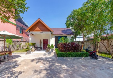 2 Bedroom Villa For Rent - Svay Dangkum, Siem Reap thumbnail