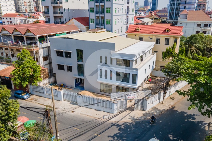 1240 Sqm Commercial Building For Rent - Beoeng Kak 1, Phnom Penh