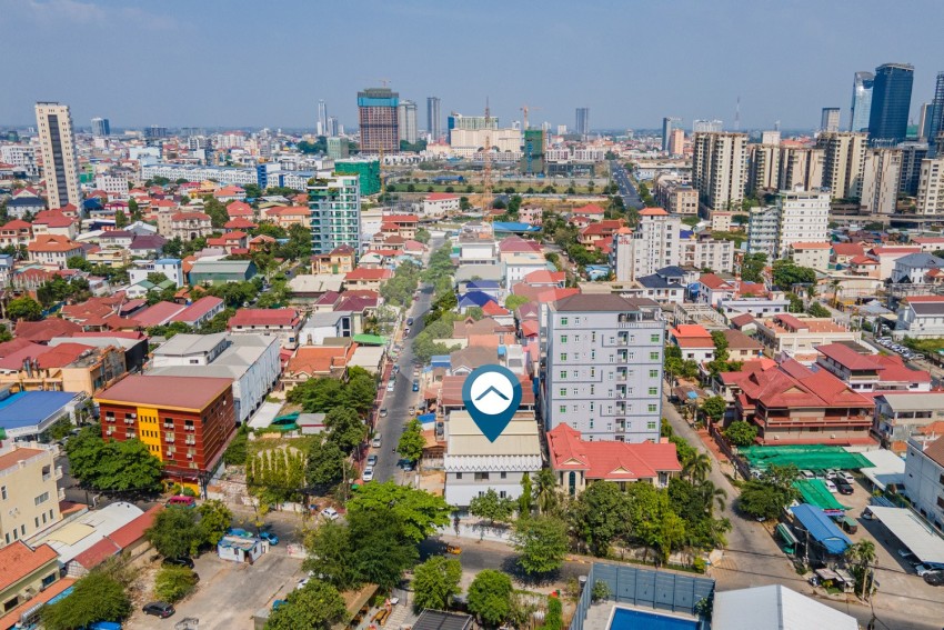 1240 Sqm Commercial Building For Rent - Beoeng Kak 1, Phnom Penh