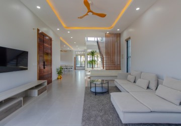 Brand New 4BR Luxury Villa For Sale - Chreav, Siem Reap thumbnail