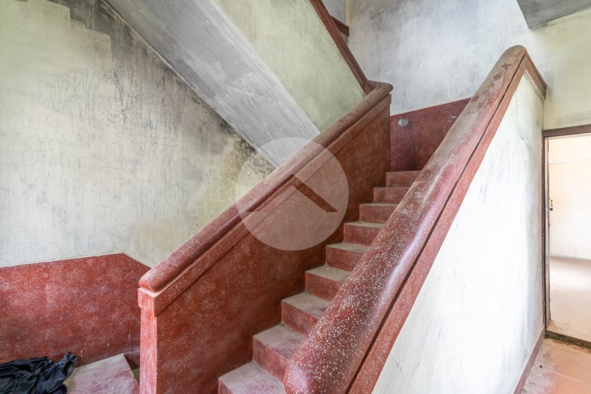 4 Bedroom Commercial Villa For Rent - BKK1, Phnom Penh