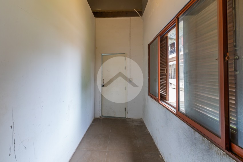 4 Bedroom Commercial Villa For Rent - BKK1, Phnom Penh