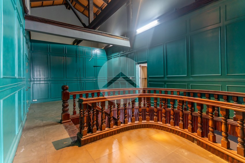 4 Bedroom Commercial Villa For Rent - BKK1, Phnom Penh